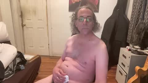 Snapshot of apostrphy chatting on 03.07.25 Apostrphy online show from 03.07.25