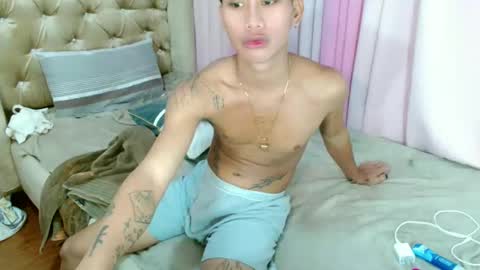 apple_kisses24k online show from 05.21.26