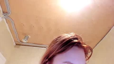 Snapshot of appleyummybuns chatting on 12.23.25 appleyummybuns online show from 12.23.25