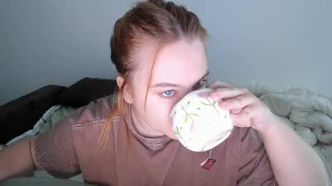 appleyummybuns online show from 06.06.26