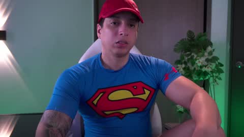 Snapshot of appolo_allen chatting on 12.24.24 insta appolo master online show from 12.24.24