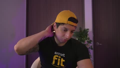 Snapshot of appolo_allen chatting on 01.07.25 insta appolo master online show from 01.07.25