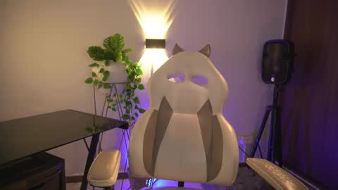 Snapshot of appolo_allen chatting on 03.05.25 insta appolo master online show from 03.05.25