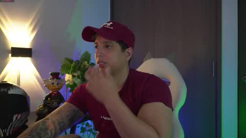 Snapshot of appolo_allen chatting on 09.14.25 insta appolo master online show from 09.14.25