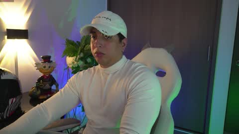 Snapshot of appolo_allen chatting on 09.15.25 insta appolo master online show from 09.15.25