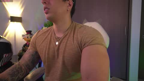 Snapshot of appolo_allen chatting on 09.19.25 insta appolo master online show from 09.19.25