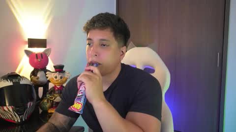 Snapshot of appolo_allen chatting on 10.08.25 insta appolo master online show from 10.08.25