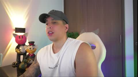 Snapshot of appolo_allen chatting on 10.17.25 insta appolo master online show from 10.17.25