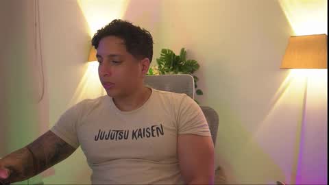 Snapshot of appolo_allen chatting on 11.22.25 insta appolo master online show from 11.22.25