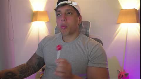 Snapshot of appolo_allen chatting on 12.02.25 insta appolo master online show from 12.02.25