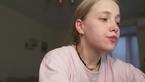  REYNA  my friend   online show from 11.30.25