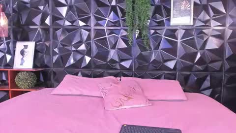apprilfoxx online show from 02.06.26