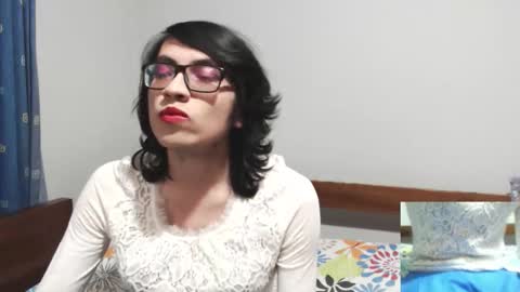 april1999350209 online show from 10.13.25