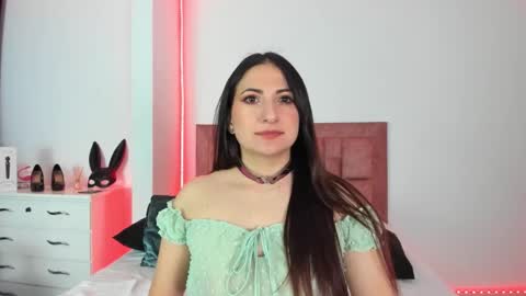 Snapshot of april_collinsxx chatting on 10.18.25 april collinsxx online show from 10.18.25