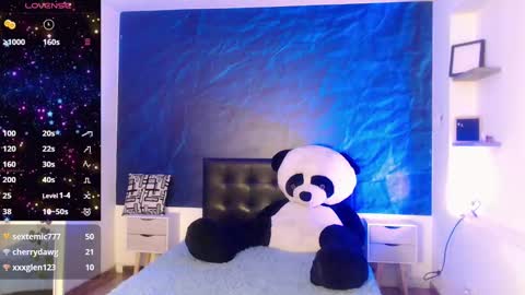 Snapshot of april_dumont chatting on 12.04.24 April online show from 12.04.24