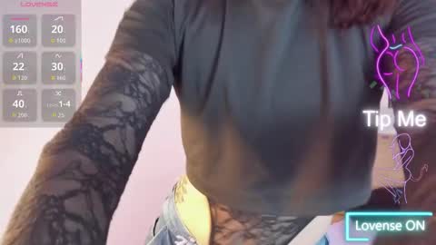 Snapshot of april_dumont chatting on 09.13.25 April online show from 09.13.25