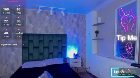 Snapshot of april_dumont chatting on 01.07.26 April online show from 01.07.26