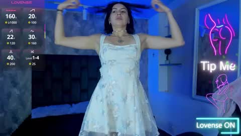 Snapshot of april_dumont chatting on 01.09.26 April online show from 01.09.26