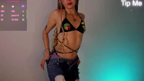 Snapshot of april_dumont chatting on 02.06.26 April online show from 02.06.26