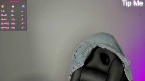 Snapshot of april_dumont chatting on 02.09.26 April online show from 02.09.26