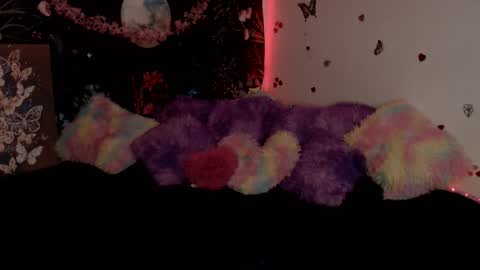 april_l6 online show from 11.27.25