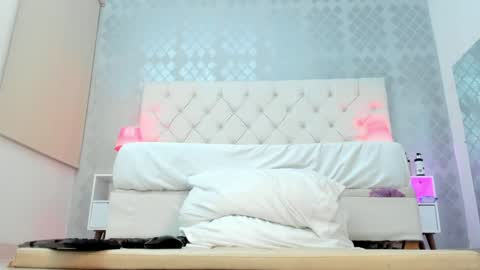              3pm to 930 pm colombia online show from 12.27.24