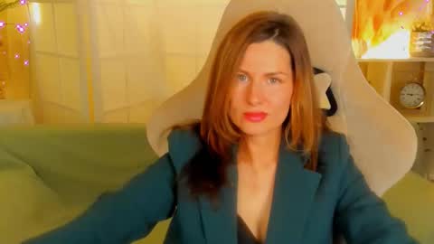 Snapshot of aprill_o_nill chatting on 12.07.24 aprill_o_nill online show from 12.07.24