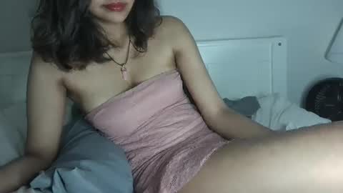 Snapshot of aproditelily495 chatting on 10.24.25 LilyinTheWild online show from 10.24.25