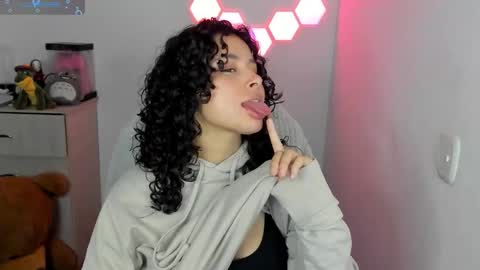 aqua emilly online show from 01.09.26