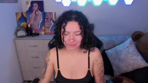 aqua emilly online show from 05.28.26