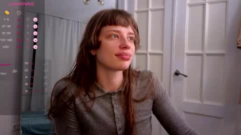 Snapshot of aqua_sultry chatting on 12.14.25 aqua_sultry online show from 12.14.25