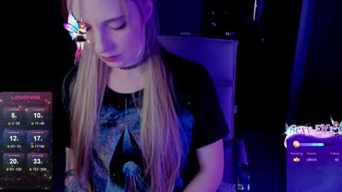 Snapshot of aqualen chatting on 03.07.25 aqualen online show from 03.07.25