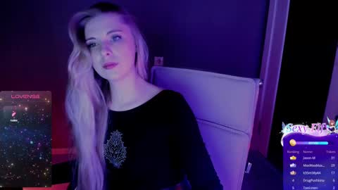 Snapshot of aqualen chatting on 03.12.25 aqualen online show from 03.12.25