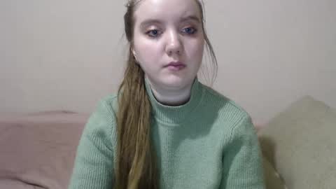 Josefin online show from 12.15.24