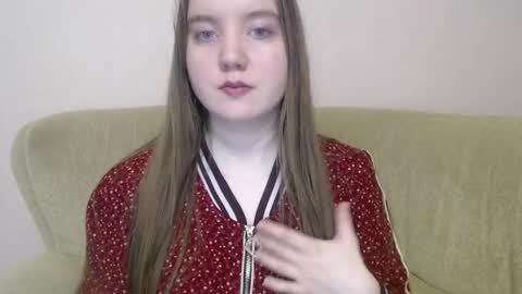 Snapshot of aquanarmin chatting on 11.09.25 Josefin online show from 11.09.25