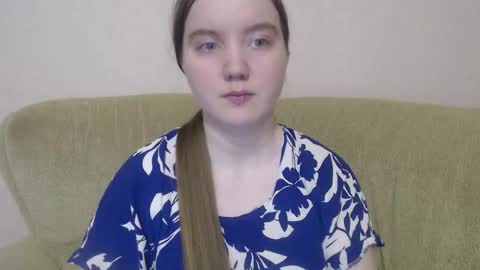 Snapshot of aquanarmin chatting on 11.19.25 Josefin online show from 11.19.25