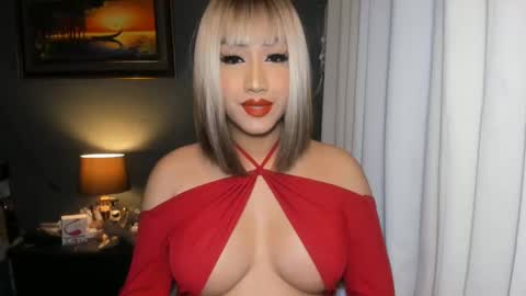 Snapshot of aqueenofcumxx chatting on 03.01.25 Alicia online show from 03.01.25