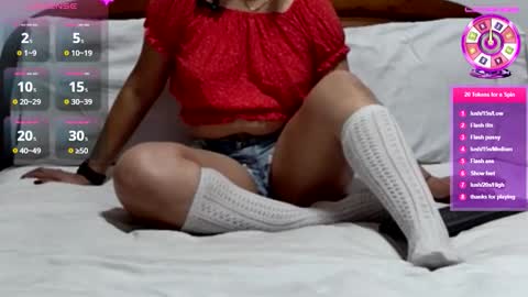 Snapshot of arab_catwoman chatting on 01.07.26 Arab Catwoman online show from 01.07.26