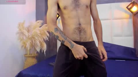 Snapshot of arah_issaa chatting on 10.28.25 arah_issaa online show from 10.28.25