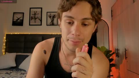 Snapshot of archiekingss chatting on 04.20.26 Archie online show from 04.20.26