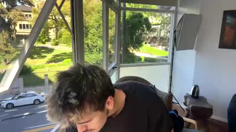 Snapshot of archievirt chatting on 11.09.25 Archie online show from 11.09.25