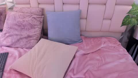   online show from 05.02.26