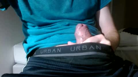 Snapshot of arekusan6 chatting on 12.21.25 Arek online show from 12.21.25