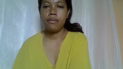 Snapshot of arellah chatting on 01.30.25 arellah online show from 01.30.25