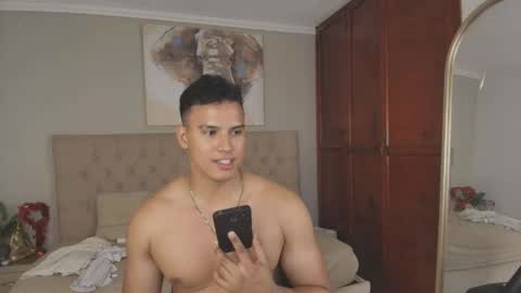 Snapshot of areslevi chatting on 05.18.26 ares levi online show from 05.18.26