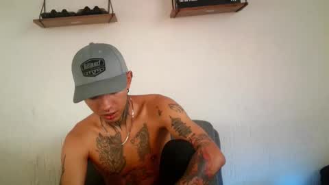 Snapshot of aress_1 chatting on 10.22.25 Ares online show from 10.22.25