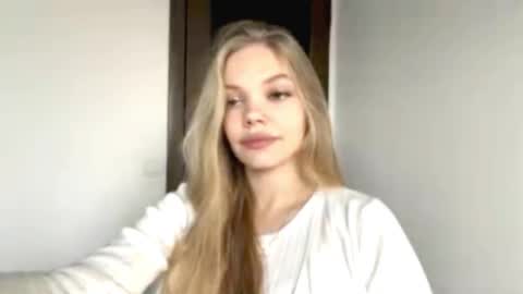 Amelia online show from 11.26.25