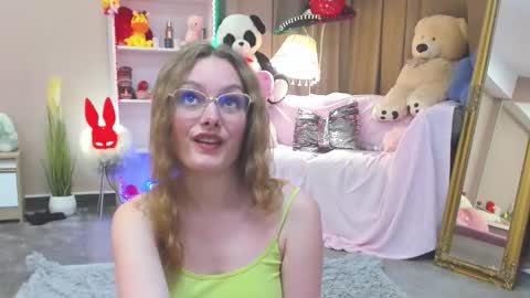 Ariel online show from 04.15.26