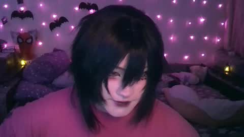 Snapshot of ari_corn chatting on 12.30.24 Ahri online show from 12.30.24