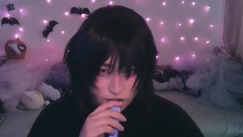 Snapshot of ari_corn chatting on 02.02.25 Ahri online show from 02.02.25